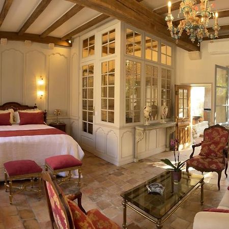 Gite De L'Antiquaire Au Coeur De La Citadelle 布拉耶圣卢斯 外观 照片